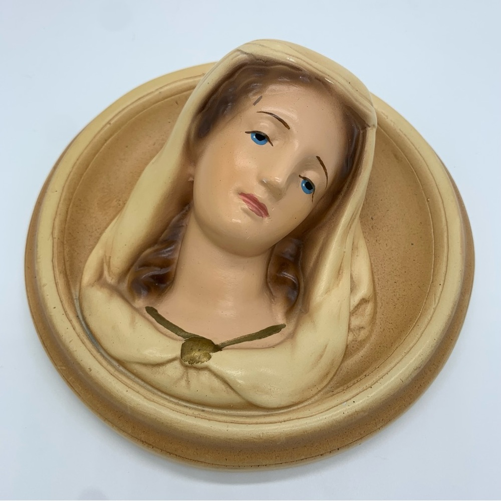 Vintage Chalkware Virgin Mary Madonna Catholic Religious Bust Wall Hanging - Picture 2 of 7